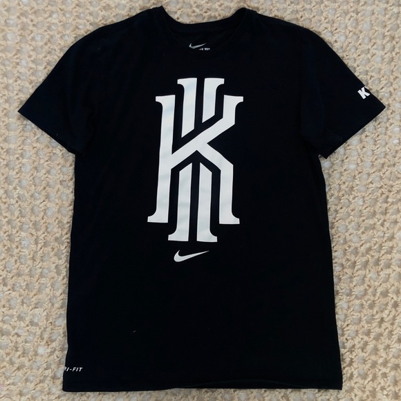 nike kyrie tee